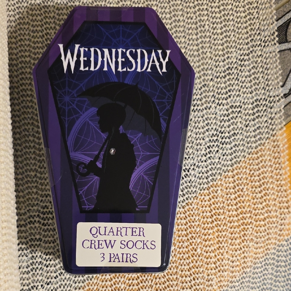 MAD Engine Purple Wednesday Quarter Crew Socks